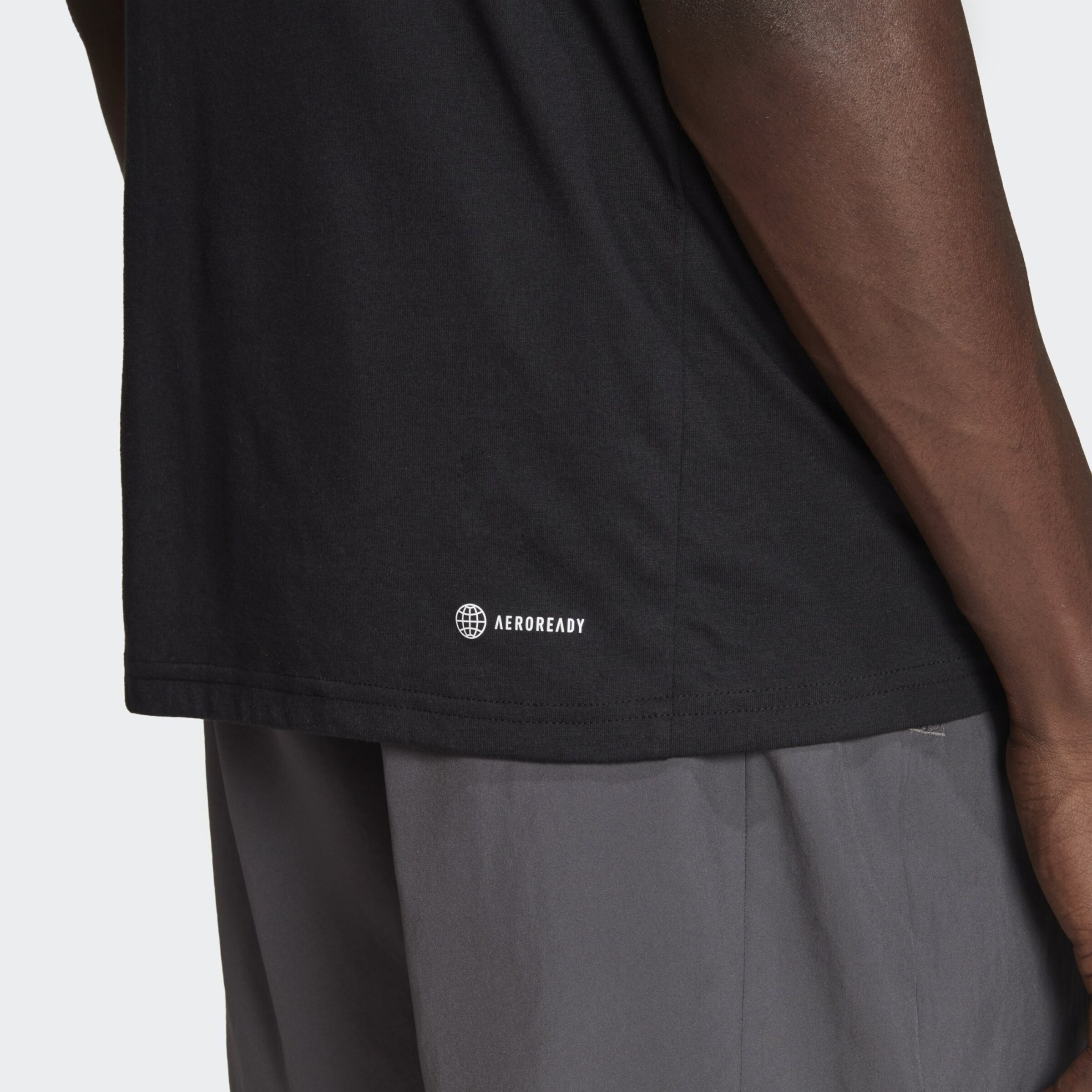 ADIDAS PERFORMANCE Funkčné tričko 'Train Essentials Feelready Training' - Čierna