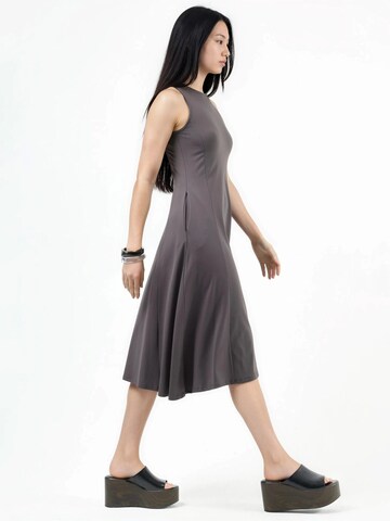 Busem Kleid in Grau