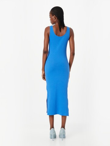 Moves Dress 'Elayna' in Blue