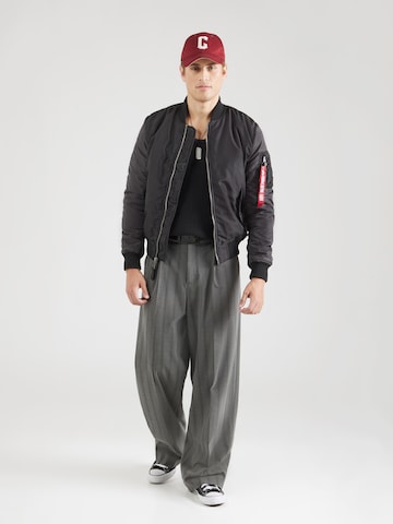 ALPHA INDUSTRIES Демисезонная куртка 'MA-1' в Черный