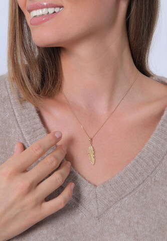 ELLI Necklace 'Feder' in Gold: front