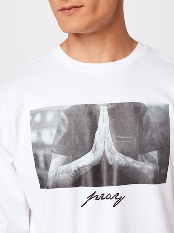 Mister Tee Shirt 'Pray' in Wit