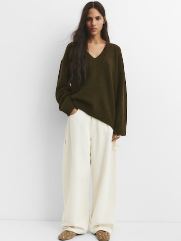Pull&Bear Пуловер в кафяво: отпред