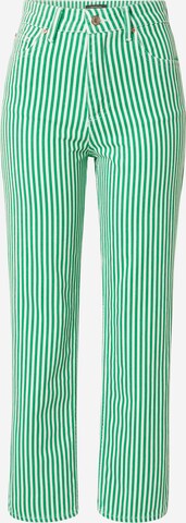 Trendyol Regular Jeans in Groen: voorkant