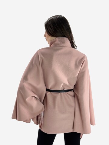 Elara Bolero in Pink