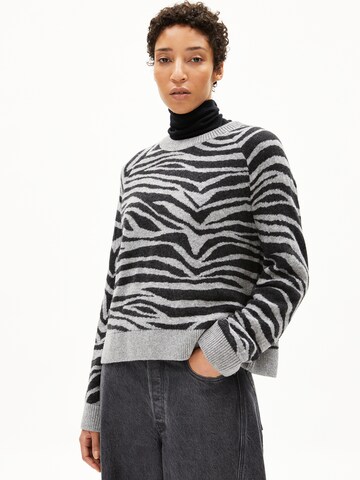 Pull-over ARMEDANGELS en mélange de couleurs : devant