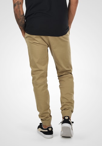 !Solid Regular Chino Pants 'Henako' in Beige