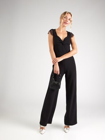 Tuta jumpsuit di Lipsy in nero: frontale