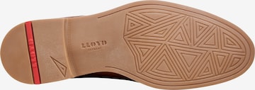 Pantofi cu șireturi de la LLOYD pe maro