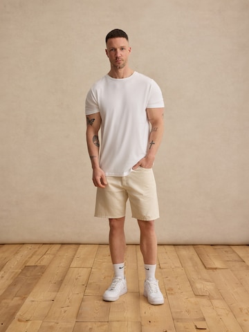 DAN FOX APPAREL - Regular Calças chino 'Xaver' em branco