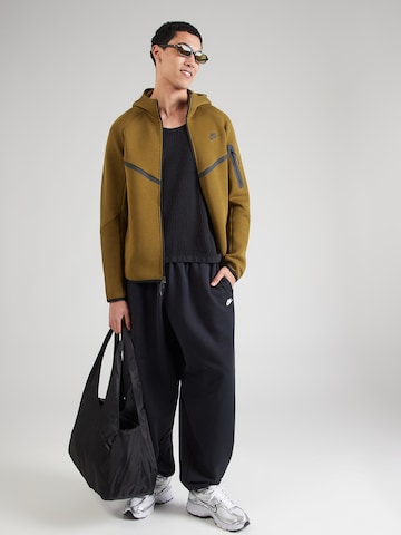 Nike Sportswear Sweatvest 'Tech Fleece' in Groen