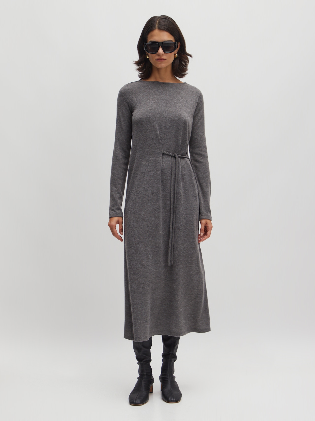 EDITED Vestido 'Odett' gris