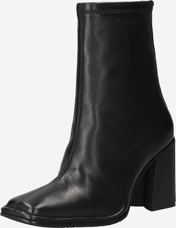 BRONX Ankle Boots in Black: front