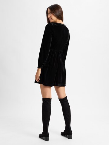 Marie Lund Cocktail dress in Black