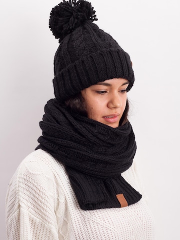 Manufaktur13 Mütze 'Rough Knit' in Schwarz