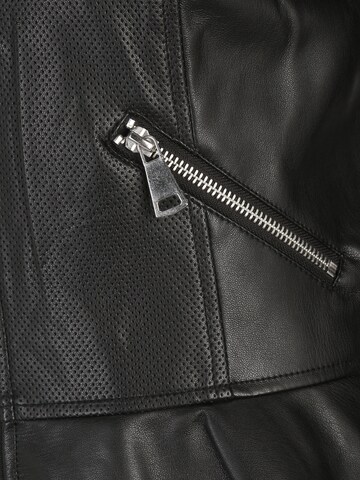 Veste mi-saison 'AVERY ALLY' Vero Moda Tall en noir