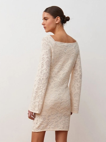 Robes en maille Dilvin en beige