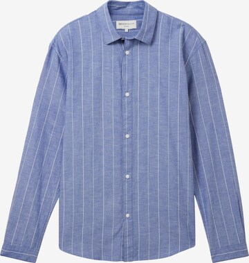 TOM TAILOR DENIM Comfort fit Button Up Shirt in Blue: front