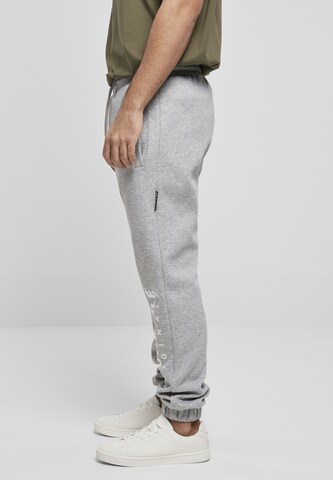 Loosefit Pantalon SOUTHPOLE en gris