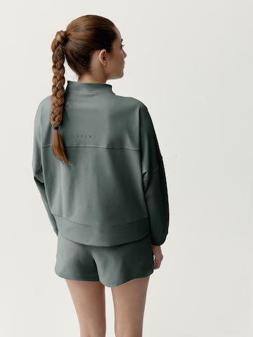 Born Sweatvest 'Leila' in Groen
