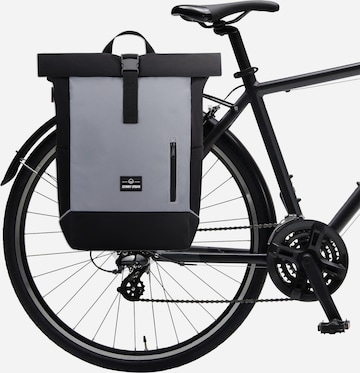 Zaino 'Robin Medium Bike' di Johnny Urban in nero