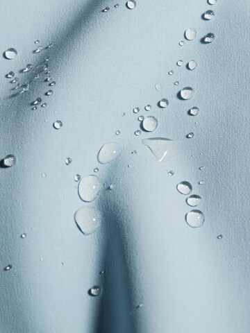 MAMMUT Outdoor Jacket in Blue