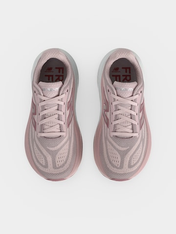 Chaussure de course 'More' new balance en rose