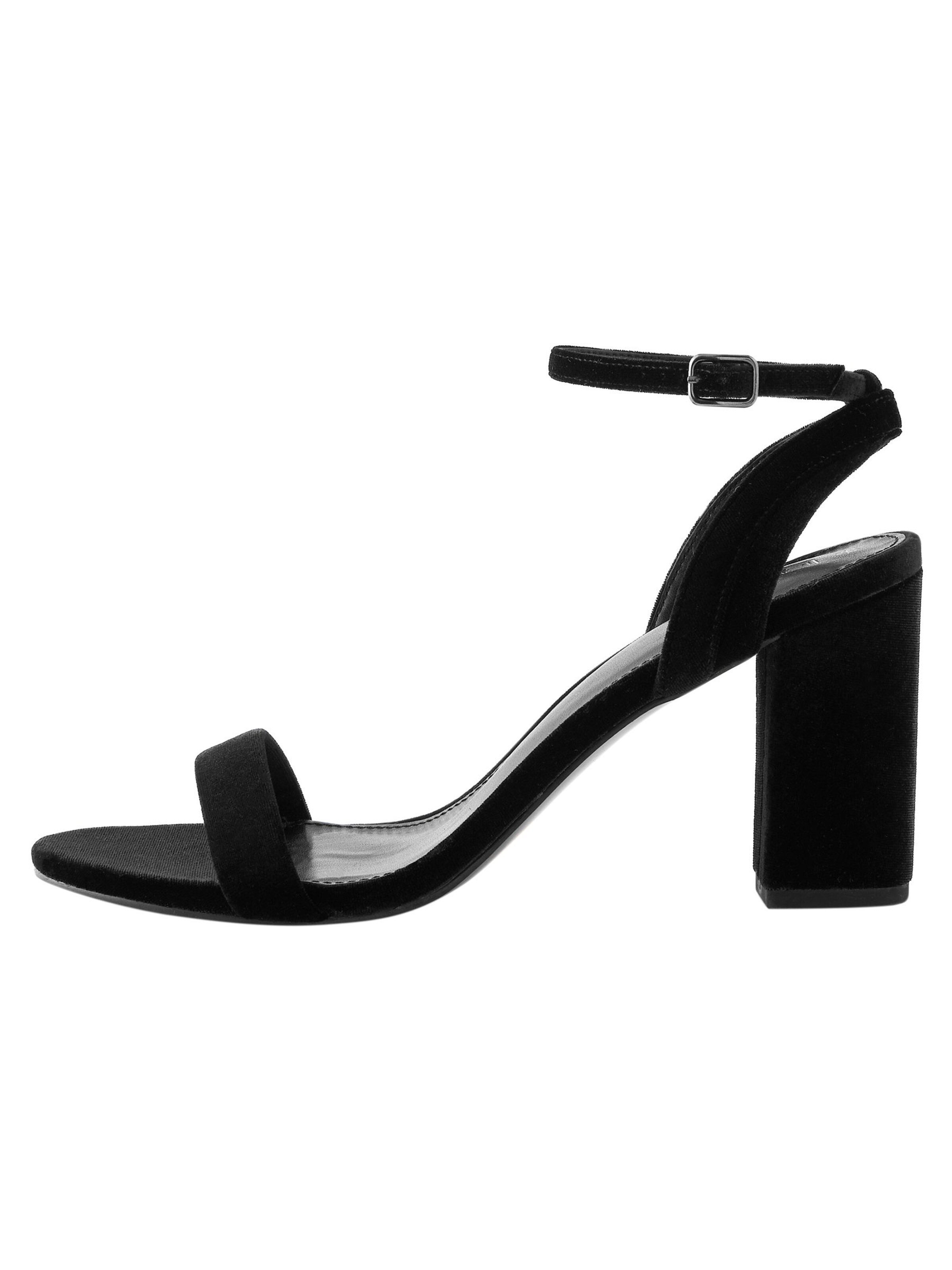 Next Сандали с каишка 'Forever Comfort®' в черно: отпред