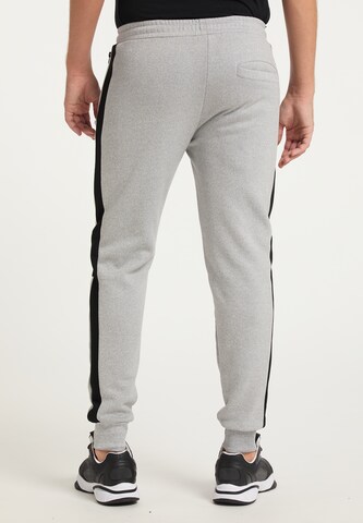 Mo SPORTS Tapered Trousers in Grey