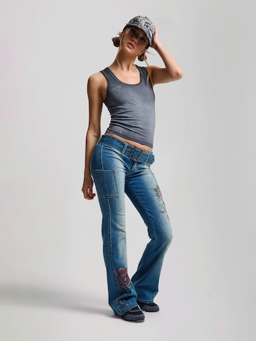 Haut Ed Hardy en bleu