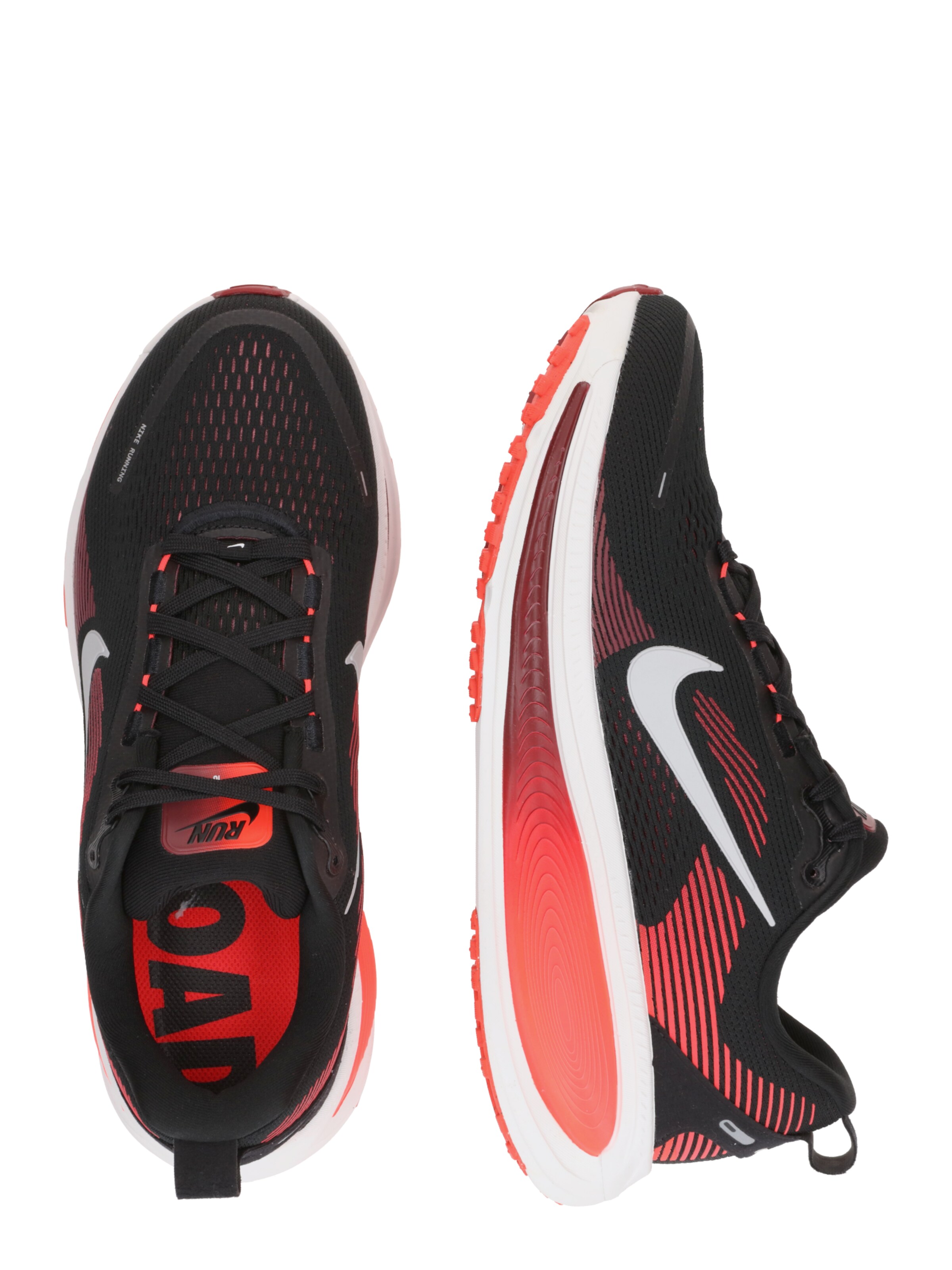 Scarpa da corsa 'VOMERO 18' di NIKE in nero