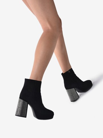 Baldinini Ankle Boots in Black