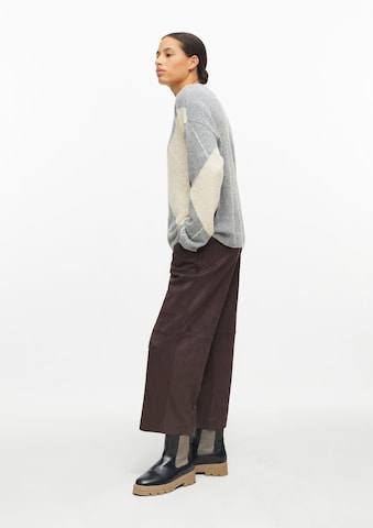 Pull-over s.Oliver en gris : sur le côté