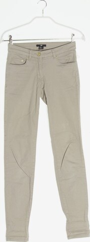 H&M Jeans in 24-25 in Brown: front