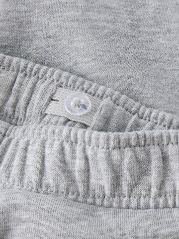 Effilé Pantalon NAME IT en gris