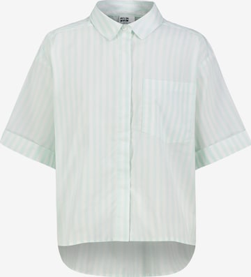 Sublevel Blouse in Green: front