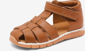 BISGAARD Открытая обувь 'Billie' в Коричневый: спереди