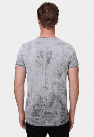 Rusty Neal T-Shirt in Grau