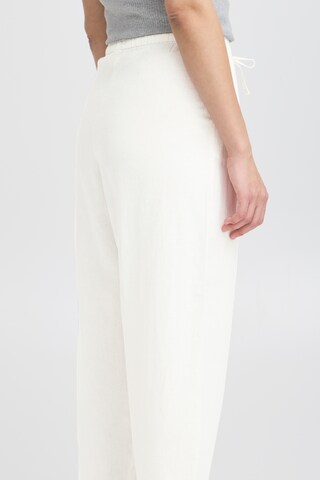 ICHI - Pierna ancha Pantalón 'Linno' en blanco