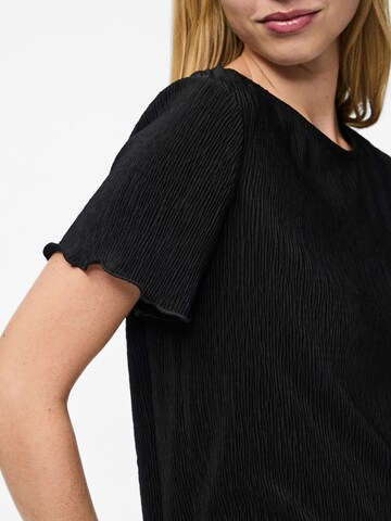 Maglietta 'PCFlora' di PIECES in nero
