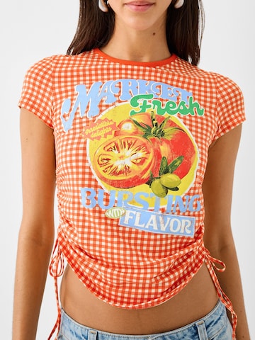 Bershka T-Shirt in Rot