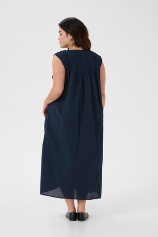 KAFFE CURVE Jurk 'Thia' in Blauw