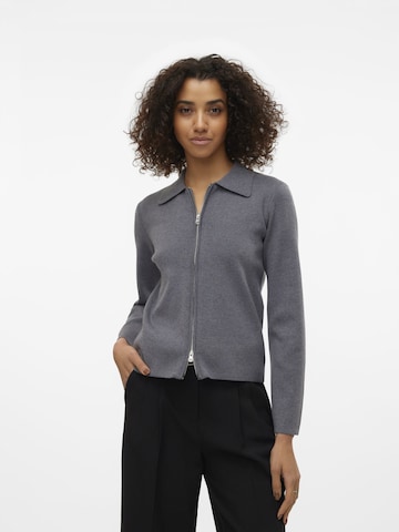 VERO MODA Gebreid vest 'VMHANNA' in Grijs: voorkant