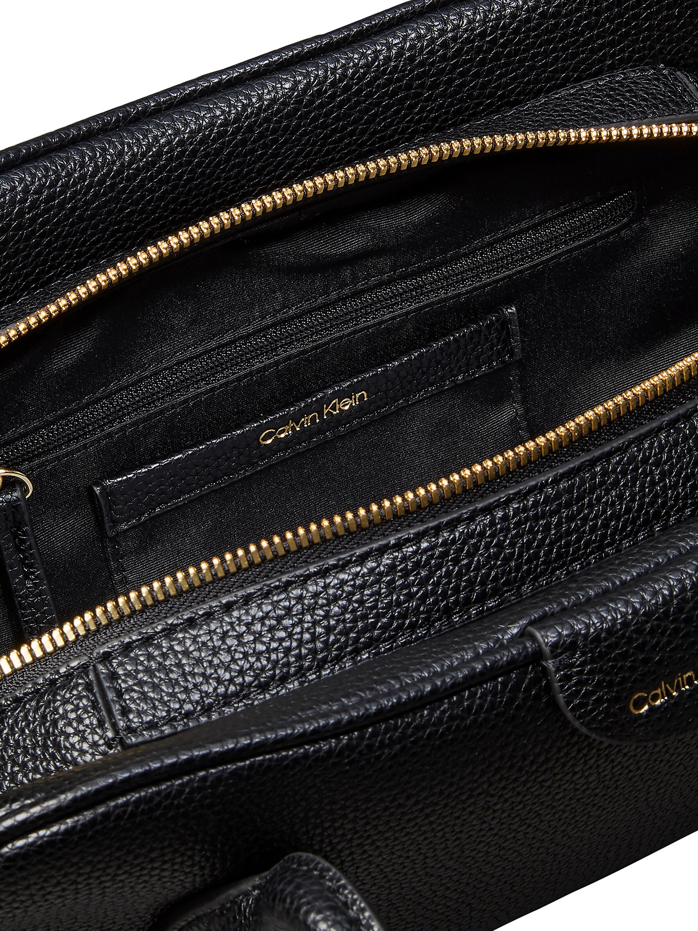 regular Borsa a spalla di Calvin Klein in nero