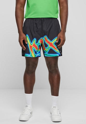 K1X Regular Shorts in Schwarz: predná strana