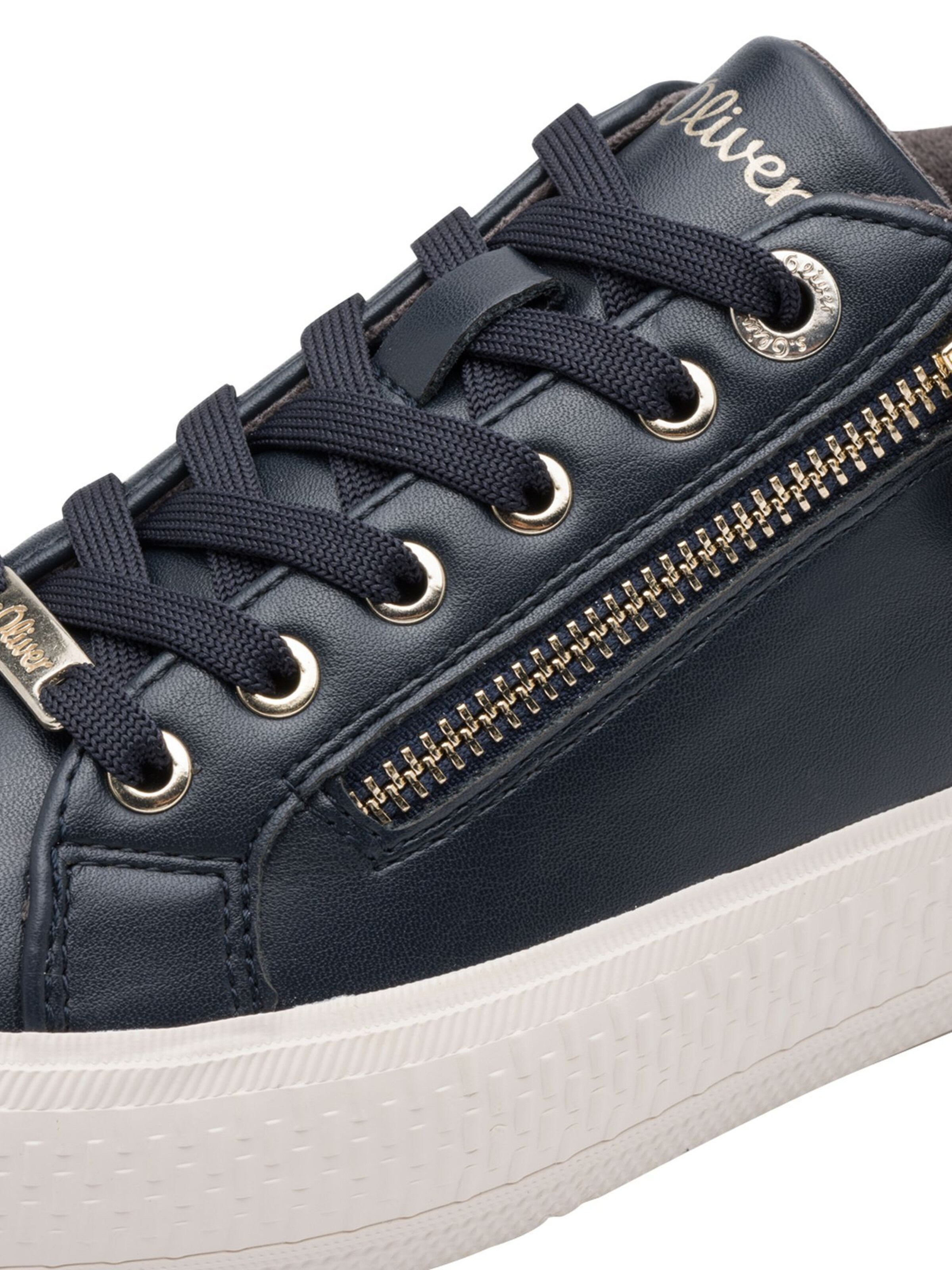 s.Oliver Sneaker in Blau