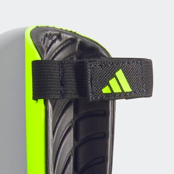 ADIDAS PERFORMANCE Guard in Green