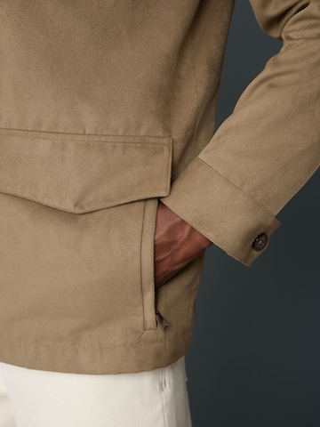 Next - Chaqueta de entretiempo en marrón