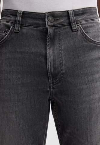 STRELLSON Regular Jeans ' Rui ' in Grijs