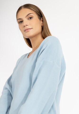 Pull-over 'Vanne' RISA en bleu